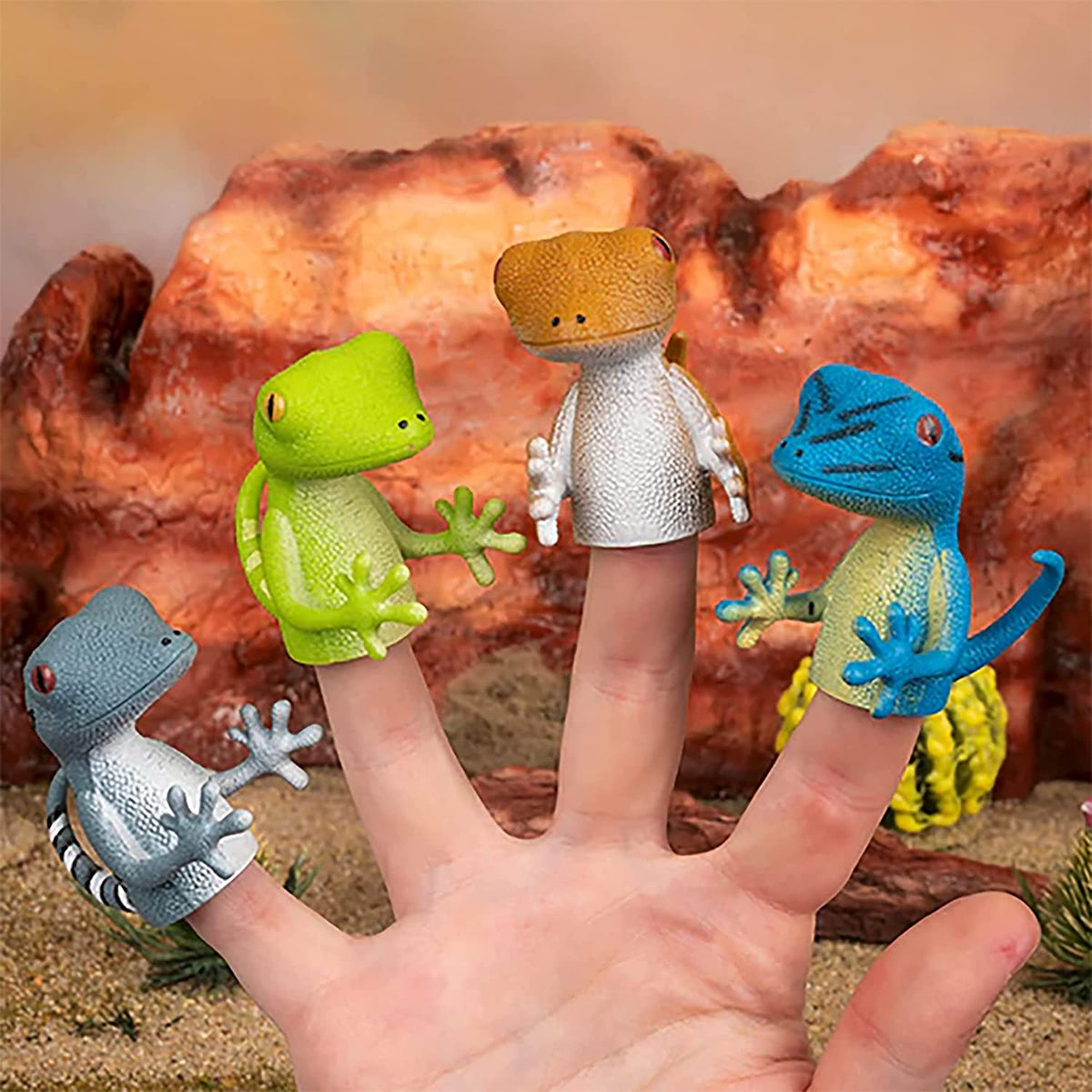 FINGER GECKOS 4 Piece Finger Puppet Set - Archie McPhee