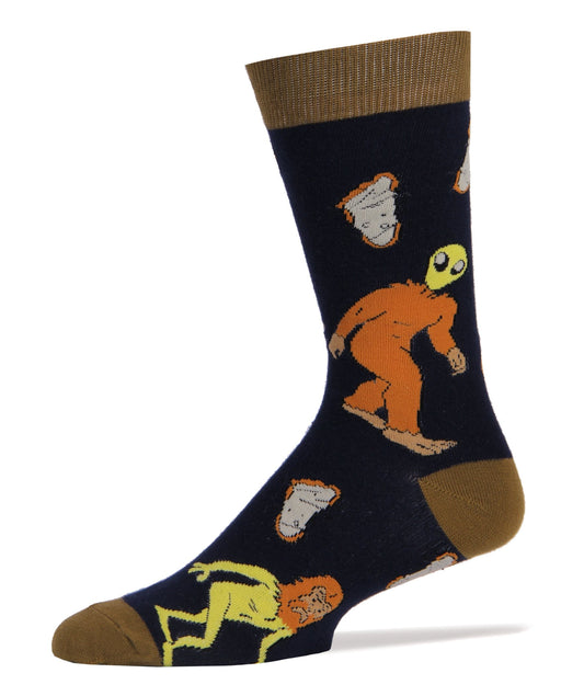 OoohYeah Men's Funny Colorful Crew Socks, Novelty Cotton Socks, Aliens Are Afoot